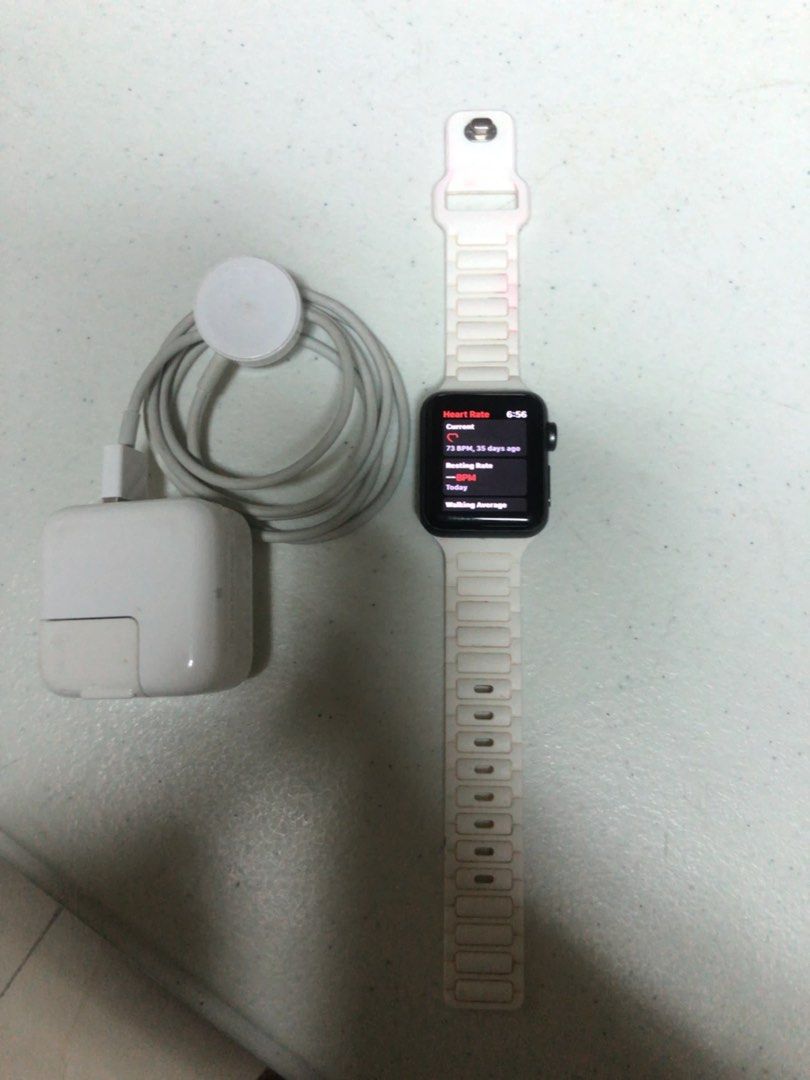 Apple Watch Series 3 38mm 🍏🍎 (Category: Wearables & Smart Watches) located in Muntinlupa City. Submitted by ybmcloset2230 (Listing ID 1468710384, Image 1). Description: ⌚ Item Details • Model: Apple Watch Series 3 — 38mm, Space Grey • Working: ✅ Screen, heart rate & activity tracking..