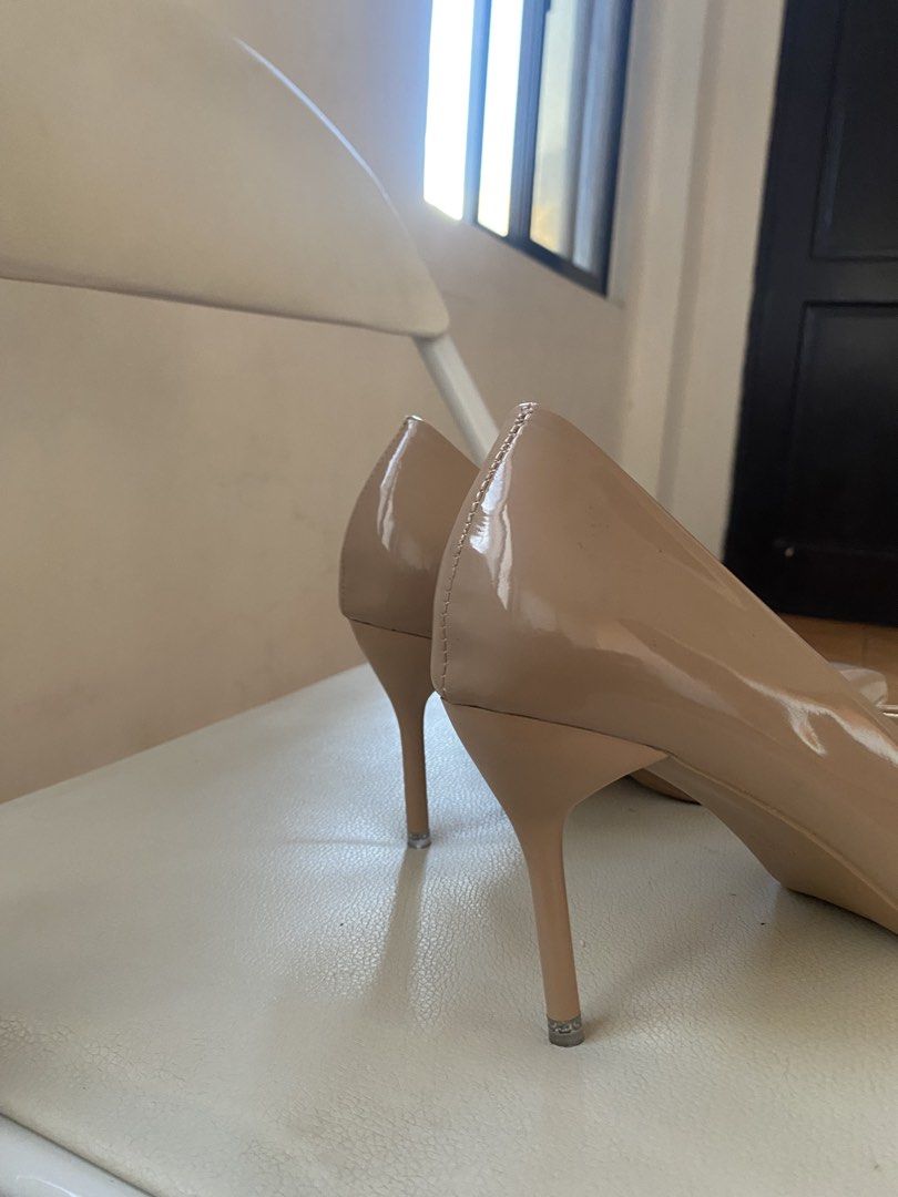 approximately EU 38–39 SHEIN HEELS (Category: Heels) located in Pasig City. Submitted by avery4444 (Listing ID 1468709760, Image 3). Description: Brand new heels.