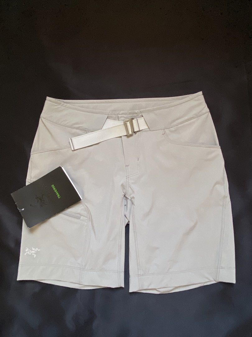 ARCTERYX HIKING TRAVERSE (Category: Hiking & Camping) located in Manila. Submitted by 2mclo (Listing ID 1468684535, Image 2). Description: Waistline 27 Length 15.5 Excellent brand new.