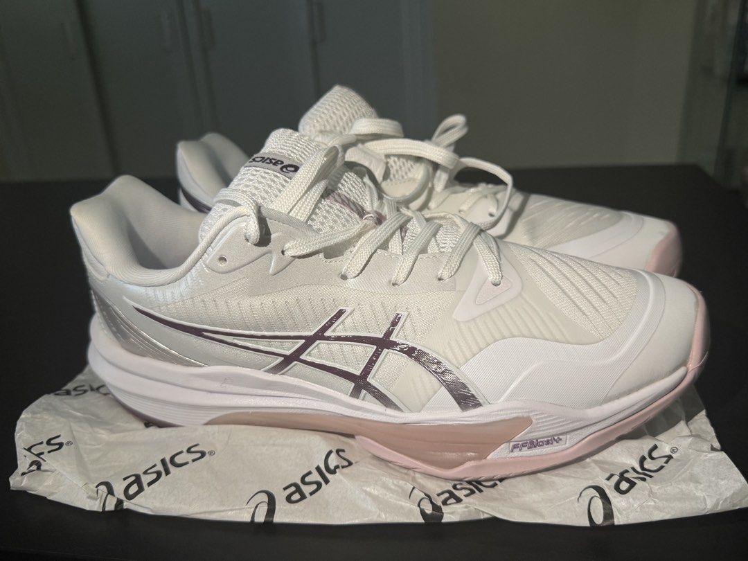 ASICS SKY ELITE FF 3 (Category: Shoe inserts & accessories) located in Manila. Submitted by naco99 (Listing ID 1468506411, Image 1). Description: USED ONCE! Size 8 US (26cm) RFS: Too big for me :( Slightly nego 📍 Parañaque.