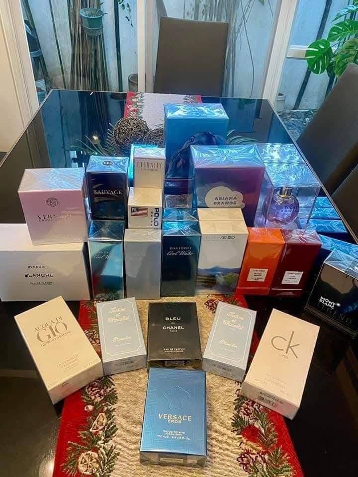 Assorted Designer Perfume Bottles and Gift Sets (Category: Fragrance & Deodorants) located in Pasig City. Submitted by papaedzz (Listing ID 1468632612, Image 2). Description: - 100% Authentic designer fragrances available - Brands include Chanel, Versace, Giorgio Armani, Yves Saint Laurent, Calvin Klein, and Burberry - Variety of sizes and concentrations (Eau de Parfum & Eau de Toilette) - Many items still brand new and wrapped in original plasti