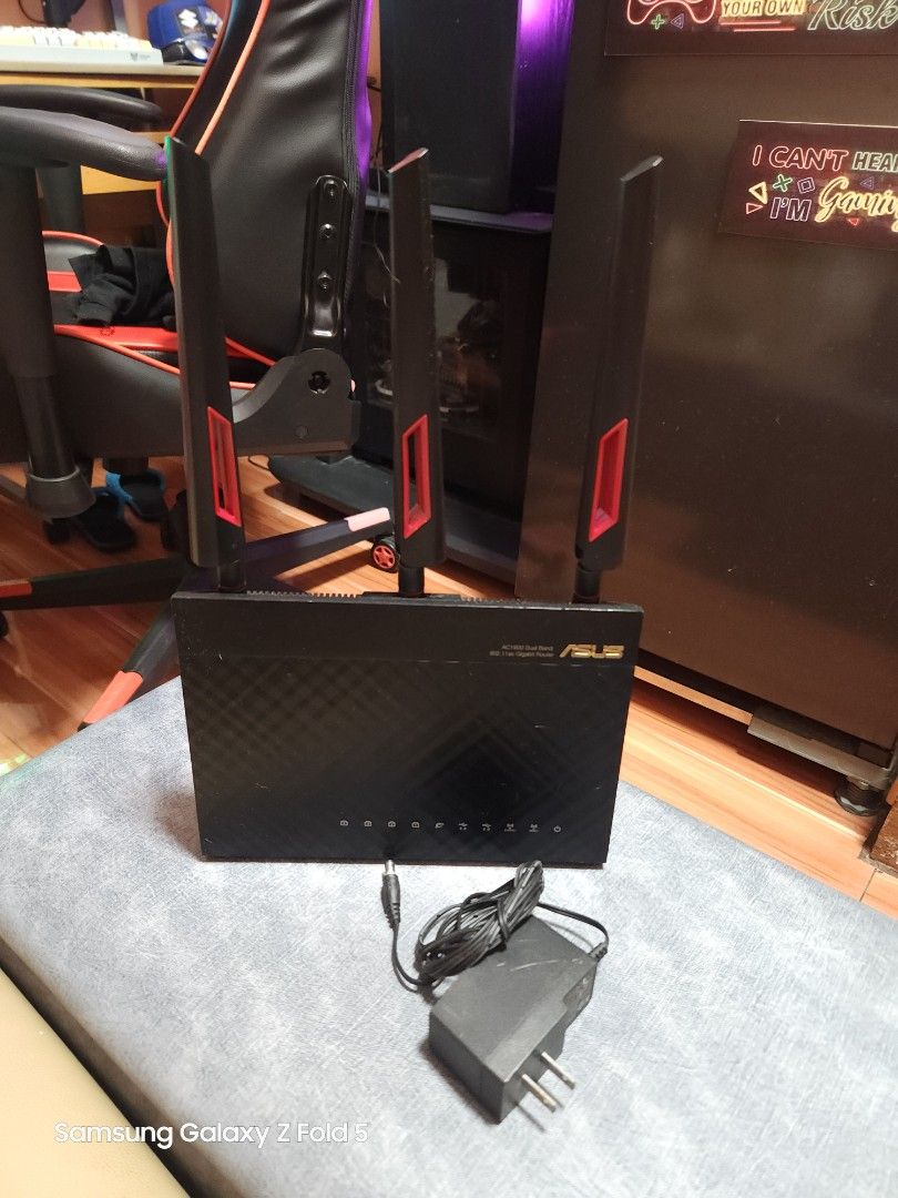 Asus Gaming Router (Category: Networking) located in Manila. Submitted by chrizchild20 (Listing ID 1468584019, Image 1). Description: Asus Gaming Router ● 100% No Issue ● 1 usb 3.0 port ● 1 usb 2.0 port ● with Led On/Off ● 4 Lan Port ● 1 Wan Port ● with Power Adapter ● 1800 pesos Lalamove nyo nalang kung malayo kayo, willing to VideoCall para mapakita sa inyo bago nyo i-book. own Rider at Booking nyo para safe kayo. Tondo Location ko. I Do Also h