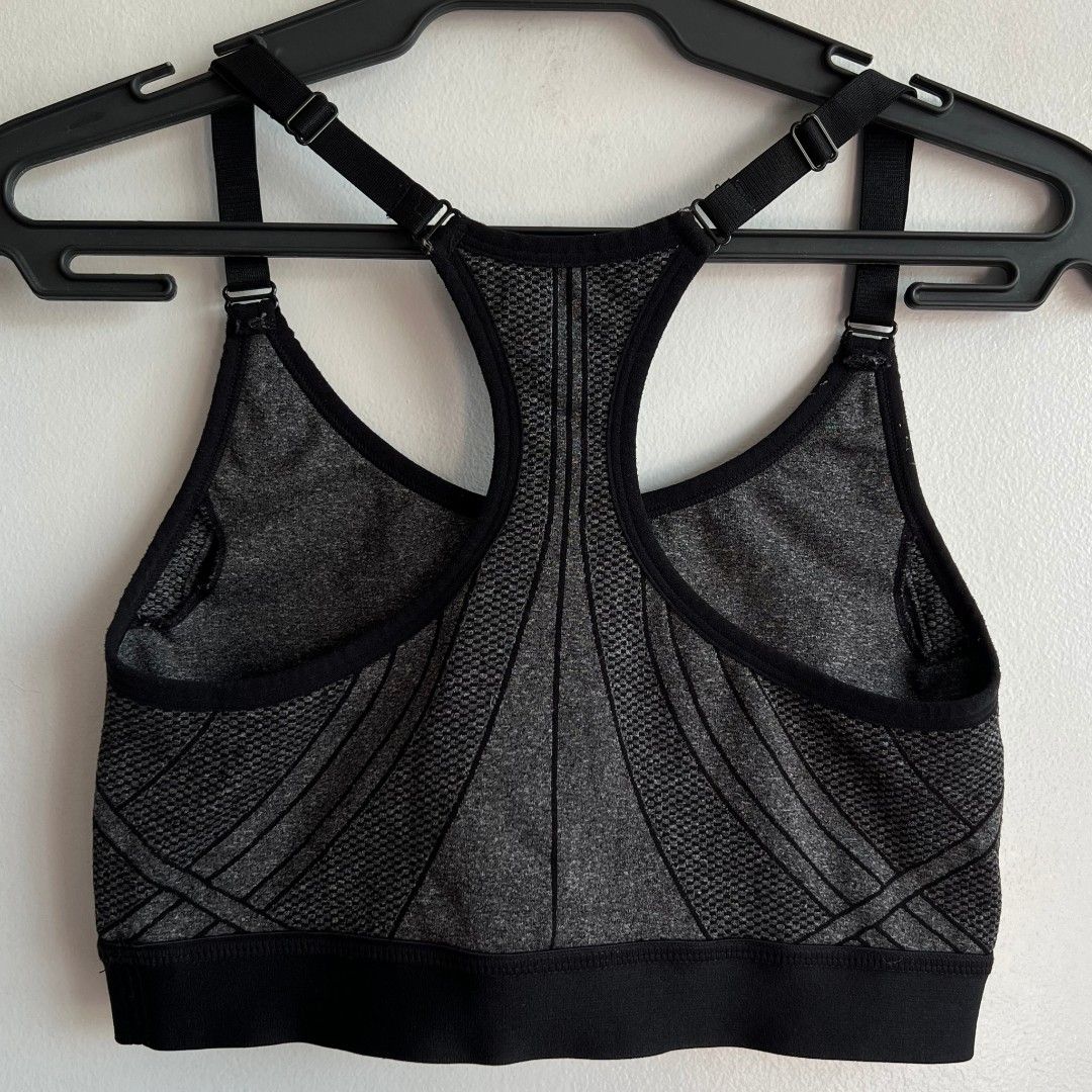 Athletic Works Sports Bra (Category: Activewear) located in Quezon City. Submitted by rosepam (Listing ID 1468593774, Image 3). Description: Athletic Works Racerback Sports Bra adjustable straps with pad pockets (no pads) Size on tag: M (8-10) Measurements posted for reference FIX PRICE.