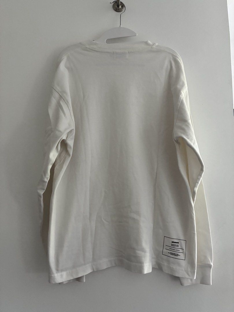 Atmos White Longsleeve (Category: Hoodies) located in Cavite. Submitted by mojapaps (Listing ID 1468545766, Image 2). Description: .