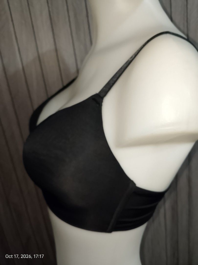 Auden 34d bra nonwire padded black (Category: Undergarments & Loungewear) located in Manila. Submitted by truecrystal-1407 (Listing ID 1468589758, Image 2). Description: .