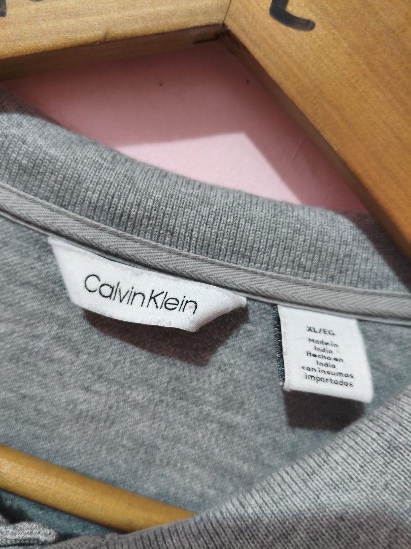 Auth. Calvin Klein Multi Color Polo shirt (Category: Tshirts & Polo Shirts ) located in Paranaque City. Submitted by glendel_04 (Listing ID 1468682421, Image 2). Description: Excellent cond Size Large (22 x 28) Need wash. .