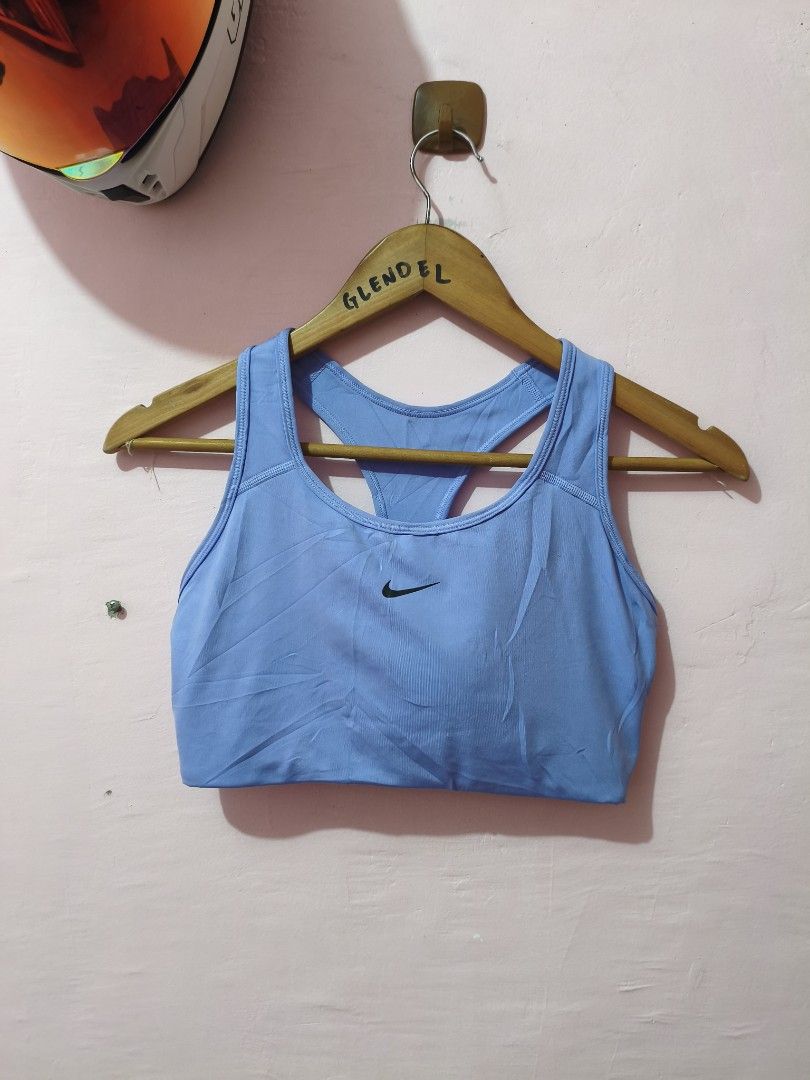 Auth. Nike Blue Sports Bra (Category: Activewear) located in Paranaque City. Submitted by glendel_04 (Listing ID 1468683435, Image 1). Description: Excellent cond. Size XL on tag Need wash.
