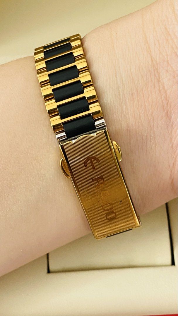 Auth Rado Diastar Automatic Watch for Ladie’s (Category: Women's Watches) located in San Fernando. Submitted by rujaywatches (Listing ID 1468661662, Image 3). Description: Auth Rado Diastar Automatic Watch for Ladie’s -28mm Case Size -Sapphire Glass -Swiss Made -Stainless Steel -Automatic Movement -Small to Medium Wrist Size 17cm -With Provided Box -In Excellent Condition DM for Offers and other Inquiries💌 📌Disclaimer:📌 I Claim to be a Legit W