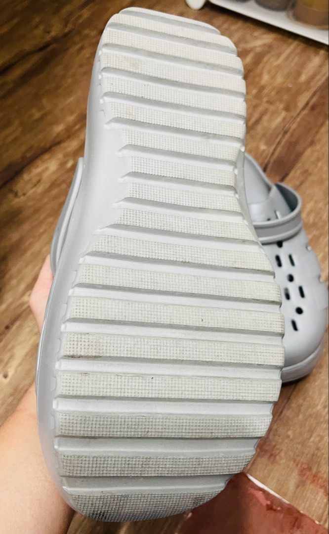 Authentic adidas adilette platform silver metallic (Category: Sandals) located in Baliuag. Submitted by sirc_28 (Listing ID 1468565312, Image 3). Description: Size shown in the picture.. unisex… like new…used once..
