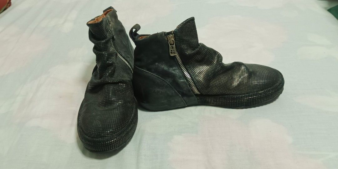 Authentic A.S.98 Italian Leather Boots (Size 37) (Category: Boots) located in Calamba. Submitted by gs_gsk_akkv.26 (Listing ID 1468690027, Image 3). Description: Authentic A.S.98 (Airstep) Leather Ankle Boots Size: 37 EUR Condition: Preloved with a solid vintage/distressed aesthetic. Meticulously selected. Textured leather, heavy-duty branded zippers, and clean soles. Authenticity: 100% Legit. Features the signature brand coordinates stamped insi