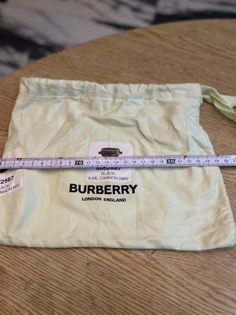 Authentic burberry dust bag (Category: Luxury Apparel) located in Cavite. Submitted by ohmie23 (Listing ID 1468685824, Image 2). Description: Authentic burberry dust bag.