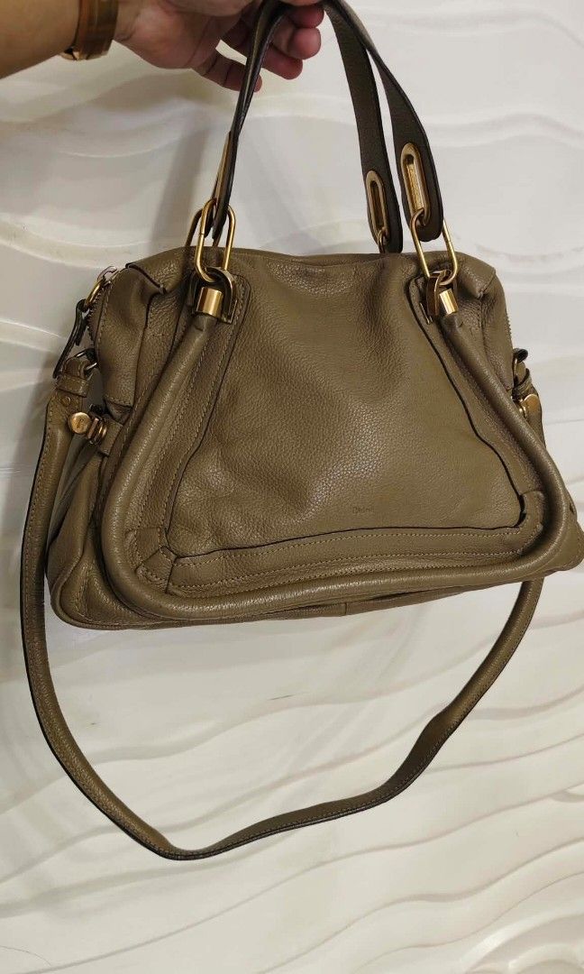 Authentic Chloe paraty bag (Category: Cross-body Bags) located in Davao. Submitted by baghunterluxxe (Listing ID 1468576329, Image 1). Description: guaranteed medium size in excellent condition.