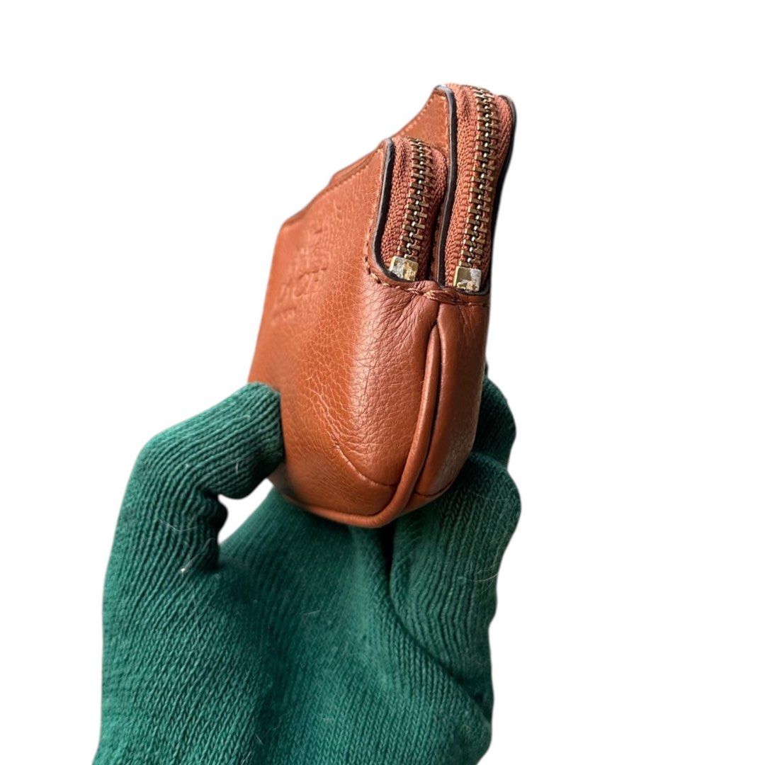 Authentic COACH Coin purse (Category: Clutches) located in San Fabian. Submitted by rei_aniels (Listing ID 1468708966, Image 2). Description: Authentic COACH Coin purse Like new Pebbled leather Brown With cards Slot .