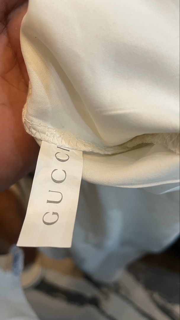 Authentic gucci dustbag (Category: Luxury Apparel) located in Cavite. Submitted by ohmie23 (Listing ID 1468687236, Image 3). Description: Authentic gucci dustbag.