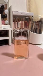 (Category: ) located in . Submitted by fruitypebblezz (Listing ID 1468562731, Image 1). Description: .