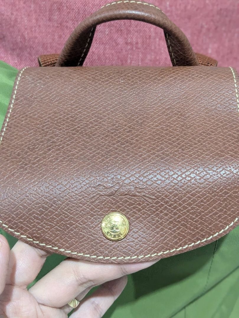 Authentic Longchamp backpack (Category: Luxury Bags & Wallets) located in Tuguegarao City. Submitted by globeeneace (Listing ID 1468520702, Image 2). Description: Longchamp backpack 💯 Original Excellent condition No Issue!.