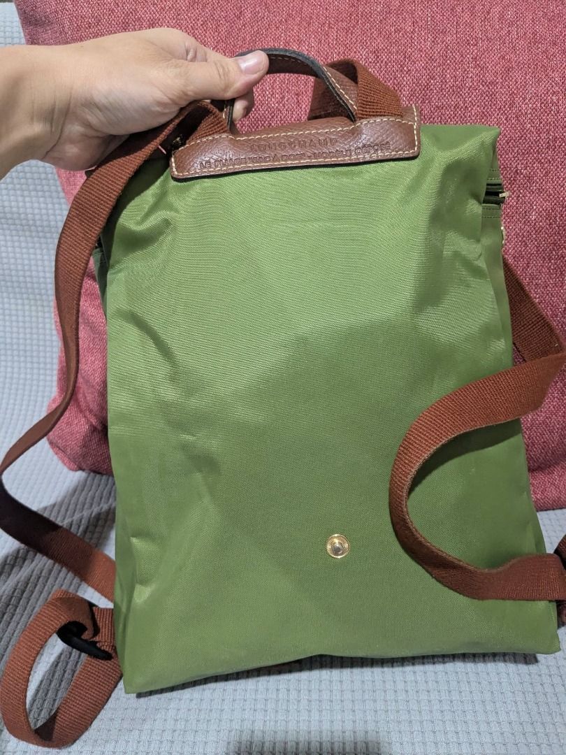 Authentic Longchamp backpack (Category: Luxury Bags & Wallets) located in Tuguegarao City. Submitted by globeeneace (Listing ID 1468520702, Image 3). Description: Longchamp backpack 💯 Original Excellent condition No Issue!.