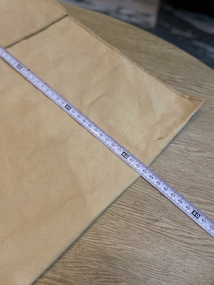 Authentic lv dustbag (Category: Luxury Apparel) located in Cavite. Submitted by ohmie23 (Listing ID 1468686080, Image 2). Description: Authentic lv dustbag Big size.