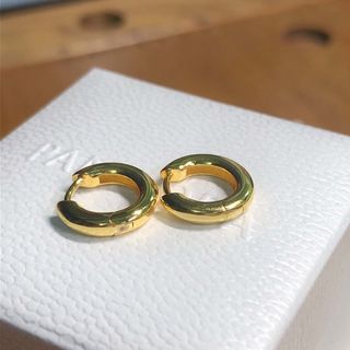 (Category: ) located in . Submitted by daintyjewels (Listing ID 1468701074, Image 1). Description: .