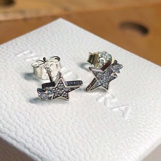(Category: ) located in . Submitted by daintyjewels (Listing ID 1468533898, Image 1). Description: .