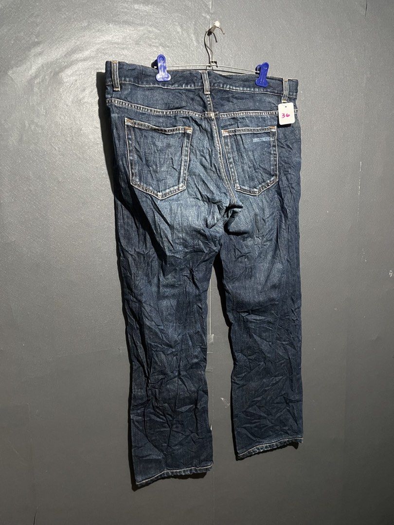 Authentic Prada Pocket Logo Denim Jeans (Category: Luxury Apparel) located in Manila. Submitted by claii_collection (Listing ID 1468533256, Image 2). Description: Prada Pocket Logo Denim Jeans - 36x40 - Excellent Condition - Complete tags and washtags - Authentic/Legit .