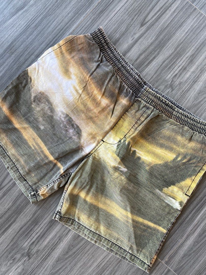 Authentic Stussy Beach Shorts (Category: Shorts) located in Bacolod City. Submitted by goldy27 (Listing ID 1468550836, Image 2). Description: 1k each authentic no issue need wash only 36 Waistline 17 Length 12 Hem 32 Waist 16.5 Length 11.5 Hem.