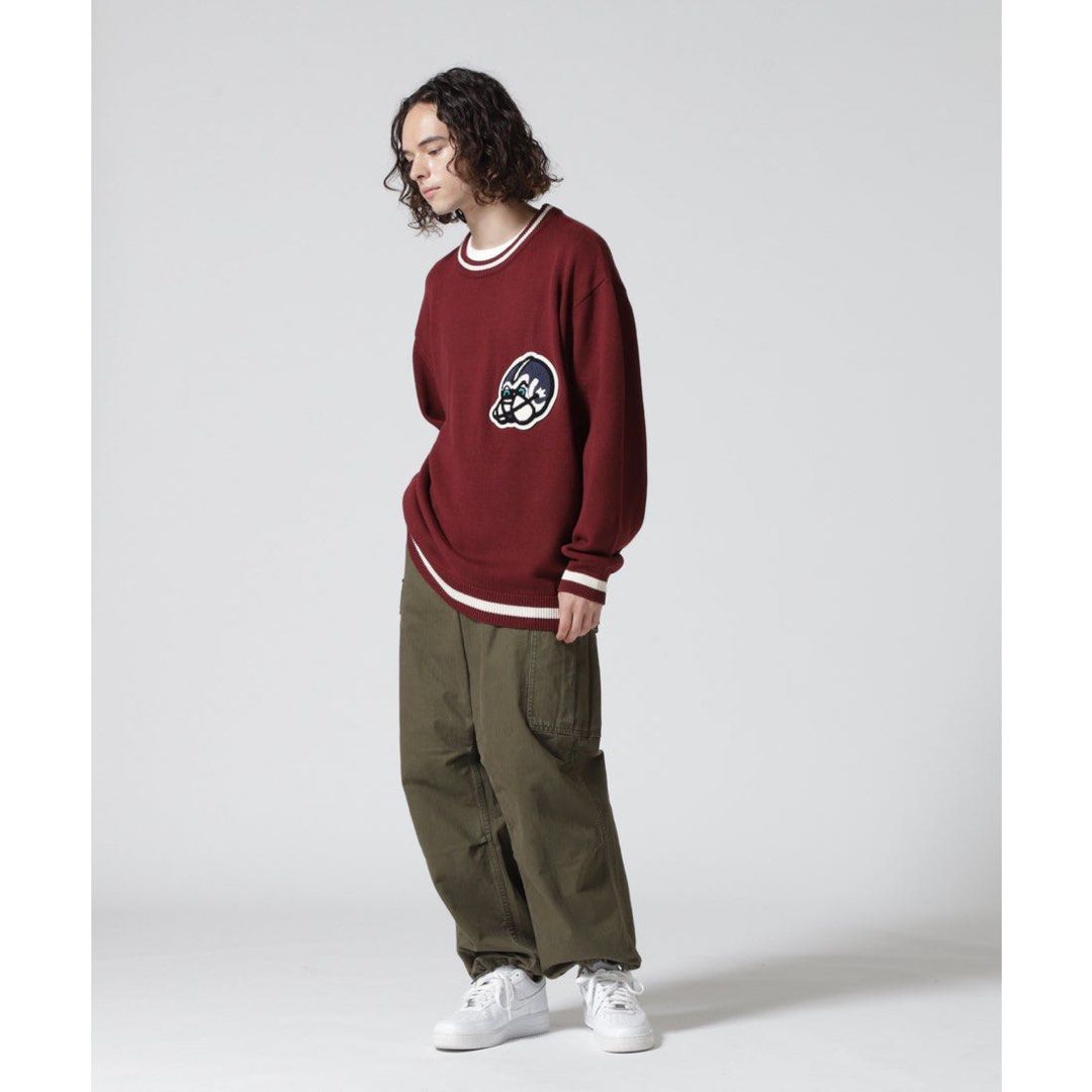 Avirex patch crew neck knitted (Category: Hoodies) located in Quezon City. Submitted by dailyfits08 (Listing ID 1468500474, Image 2). Description: Avirex knitted LETTERED CHENILLE PATCH CREW NECK SWEATER Size medium 23x27 Excellent .