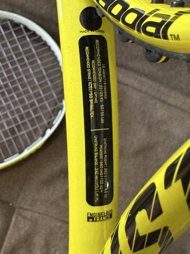 Babolat Tennis Racket Yellow (Category: Racket and Ball Sports) located in Quezon City. Submitted by ryliit (Listing ID 1468550178, Image 2). Description: 🎾 Babolat Pure Aero Team 260g (Boost Aero) – 102 sq.in. – Pre-owned Selling my Babolat Pure Aero Team / Boost Aero in iconic yellow-black! Great spin and power, perfect for beginners to intermediate players looking for a light, forgiving Pure Aero feel. Specs: ✅ Brand: Babolat ✅ Model: Boost A
