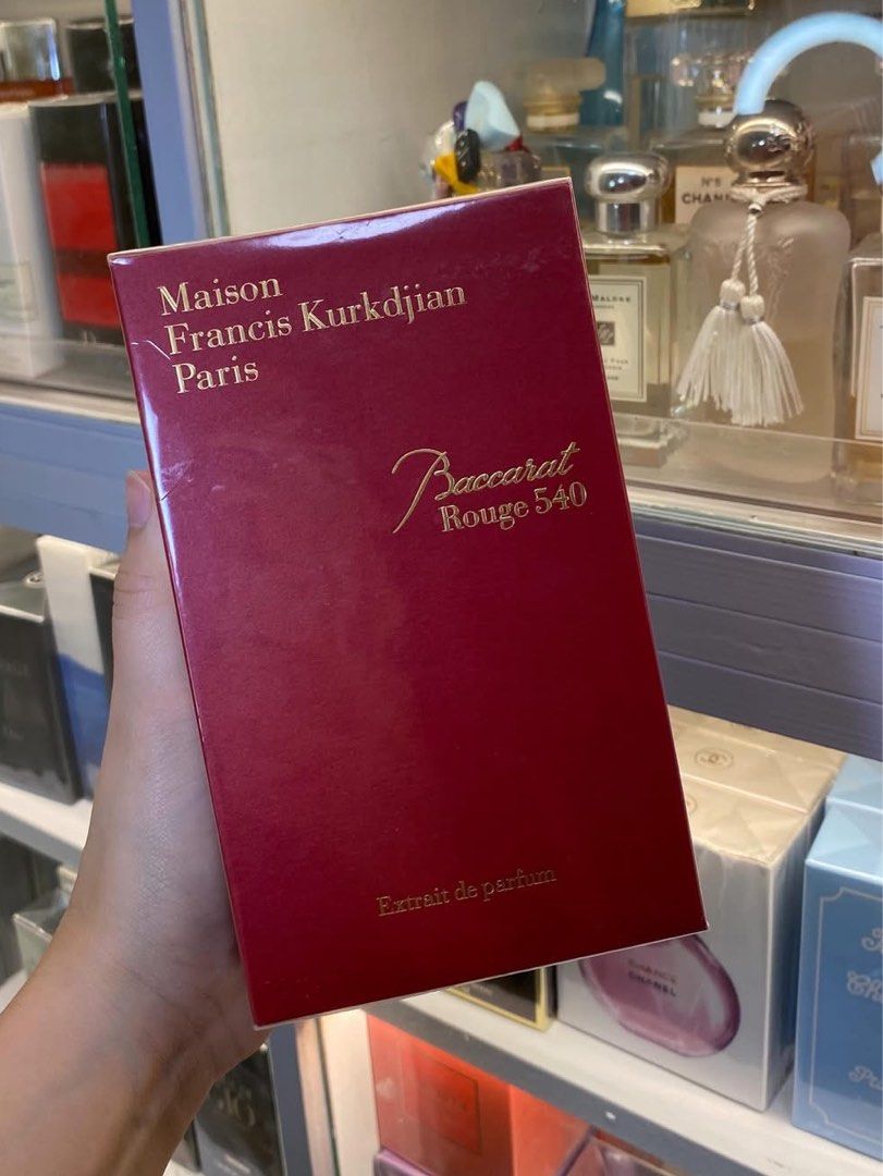 BACCARAT ROUGE 540 EXTRAIT | PREMIUM QUALITY (Category: Fragrance & Deodorants) located in Quezon City. Submitted by embere_shop (Listing ID 1468525342, Image 1). Description: 📌 Perfect for yourself or as a gift! ✨ Whether you’re treating yourself or looking for a gift for birthdays and any special occasion, this is a great choice. 💗 The scent is very close to 0G and long-lasting, perfect if you want something that smells premium without going 