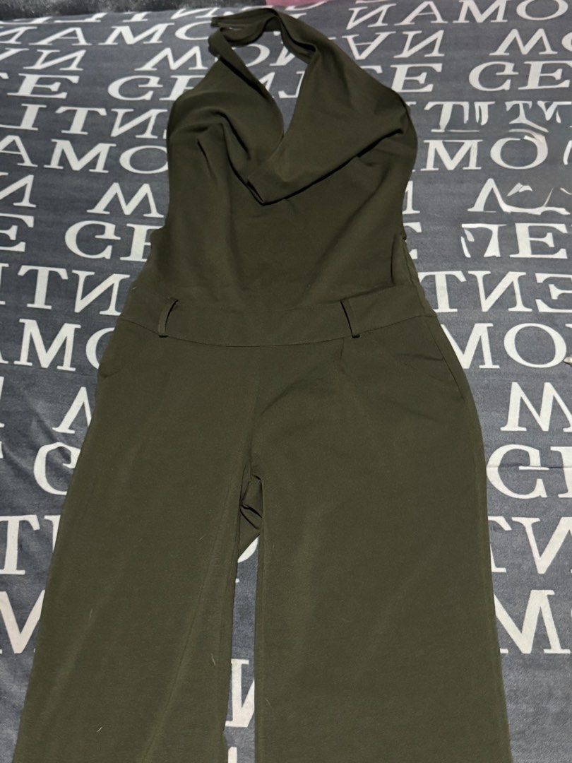 Backless Green Jumpsuit (Category: Jumpsuits) located in Manila. Submitted by _ravenqueen (Listing ID 1468507398, Image 2). Description: S-M Never been used Location: Sampaloc Manila .