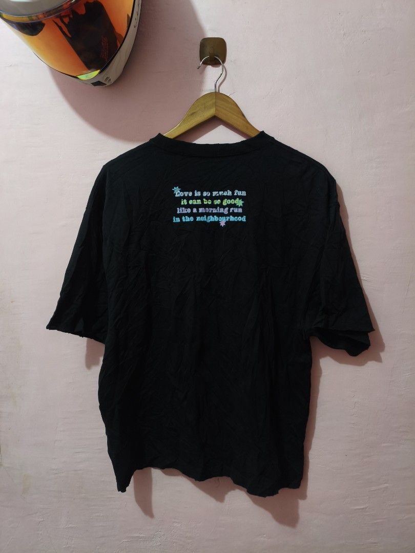 Balenciaga Teddy Bear Graphic Tee (Category: Activewear) located in Paranaque City. Submitted by glendel_04 (Listing ID 1468683287, Image 2). Description: Excellent cond. Med - Large need wash.