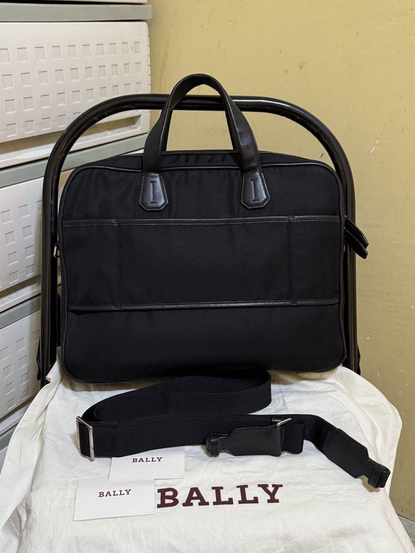 Bally Chandos Briefcase/Business Bag (Category: Luxury Bags & Wallets) located in Mandaluyong City. Submitted by yumbougieee (Listing ID 1468660150, Image 3). Description: FS: Pre-owned Bally Chandos Business Bag Pristine condition. No damage/flaw 15.3 width x 12.5 height inches dimes Fits laptop and documents any size Inclusions: Bag, dust bag, cards Pm if interested 📥.