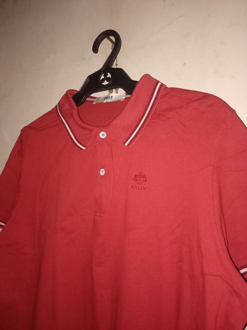 Bally polo shirt (Category: Tshirts & Polo Shirts ) located in Manila. Submitted by kenny200024 (Listing ID 1468649450, Image 2). Description: Bally polo shirt - size medium - actual measurement width 20.5 | length 25.5 - very good condition.