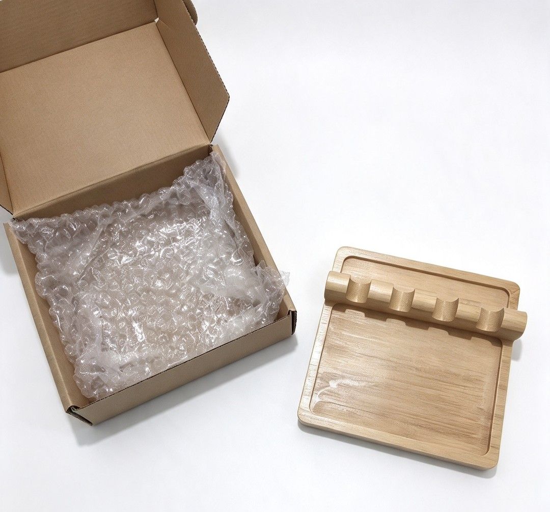 Bamboo Utensil Rest (Category: Cookware & Accessories) located in Bulacan. Submitted by gjeen (Listing ID 1468551232, Image 2). Description: 4-slot.