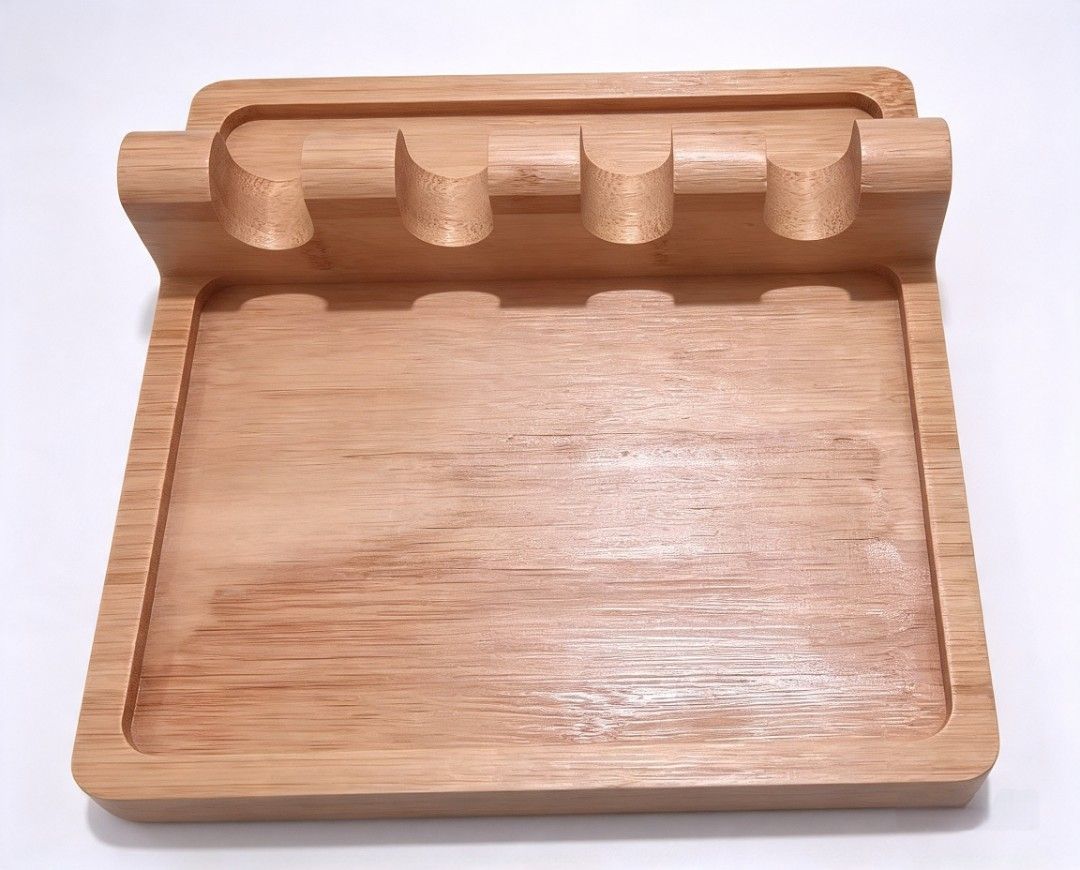 Bamboo Utensil Rest (Category: Cookware & Accessories) located in Bulacan. Submitted by gjeen (Listing ID 1468551232, Image 1). Description: 4-slot.