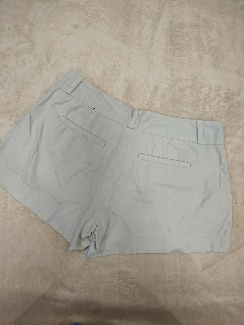 Banana Republic Ryan Fit Shorts bundle (Category: Shorts) located in Dagupan City. Submitted by nahamul_1508 (Listing ID 1468622471, Image 3). Description: Preloved # 14 bundle of 2 size 31.