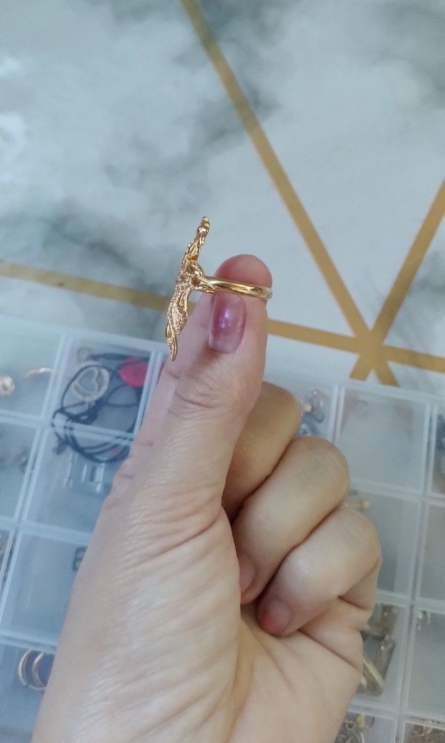 Bangkok Thailand Fancy Gold Ring (Category: Rings) located in Batangas. Submitted by zenrez_shop (Listing ID 1468587012, Image 3). Description: Bangkok thailand fancy gold ring hypoallergenic.