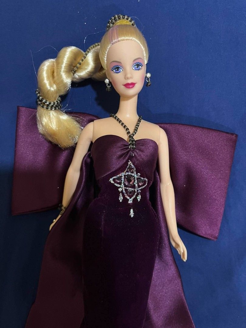 Barbie Bob Mackie Amethyst (Category: Kids Toys) located in Mangatarem. Submitted by lorenzrillon517 (Listing ID 1468690846, Image 2). Description: Replaced shoes..