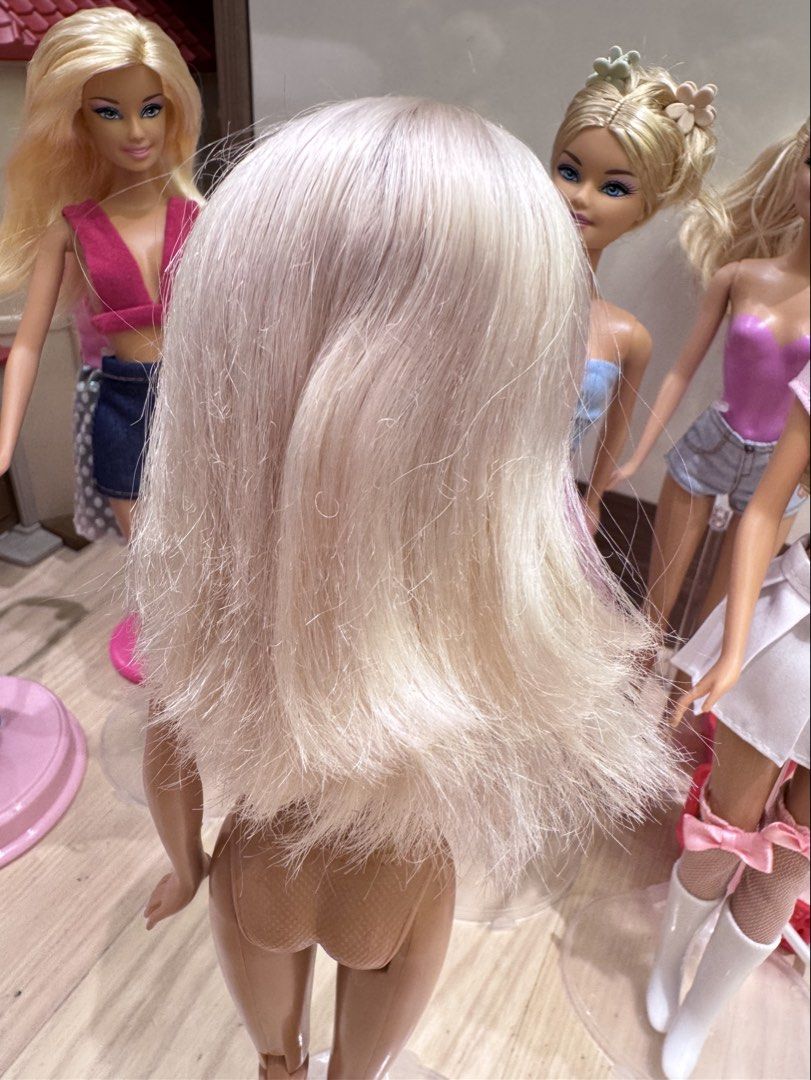 Barbie Doll 1999 (Category: Kids Toys) located in Mandaluyong City. Submitted by maelovestoshop (Listing ID 1468688170, Image 3). Description: .