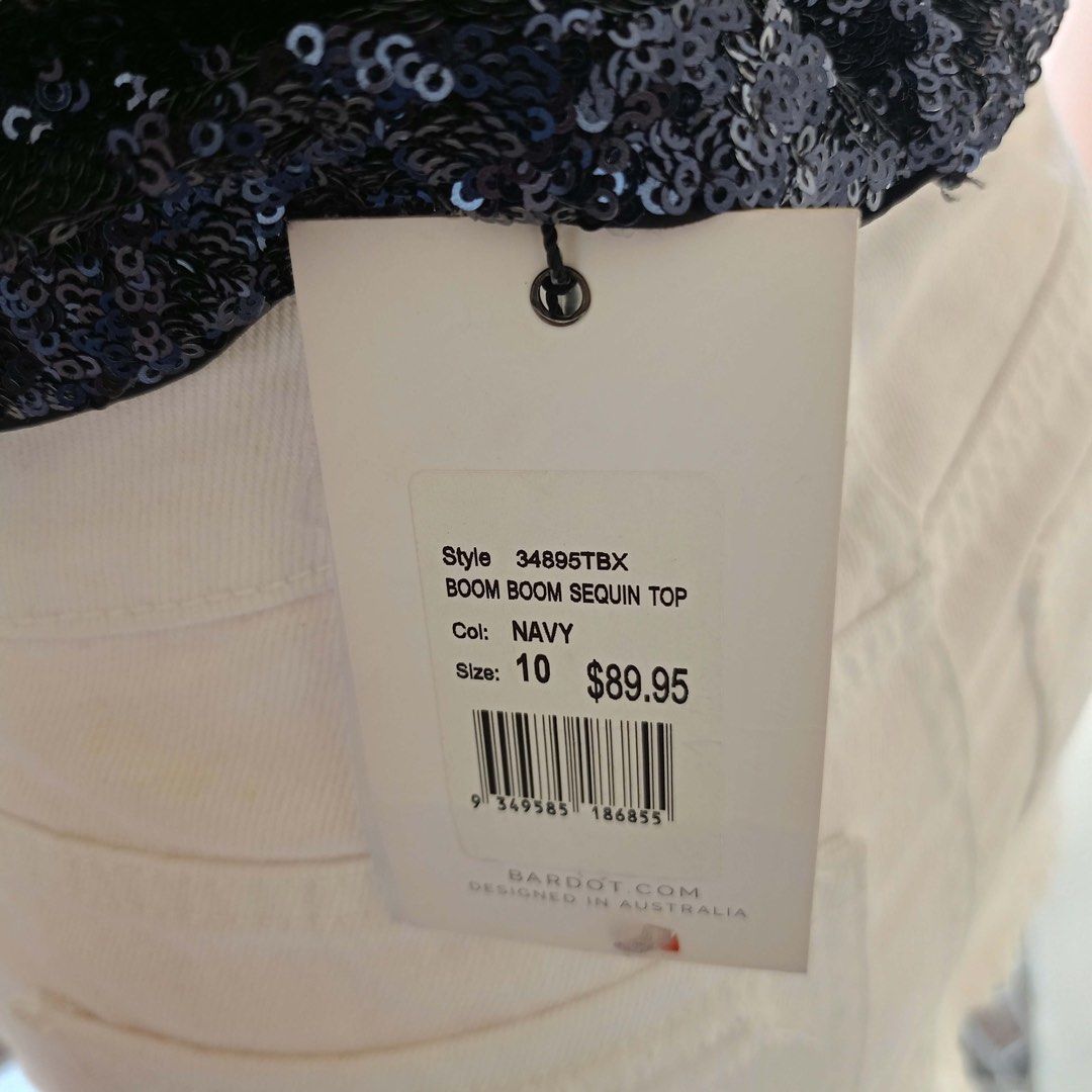 Bardot sequin top (Category: Others Tops) located in Barugo. Submitted by green.trendsetter (Listing ID 1468511769, Image 3). Description: .