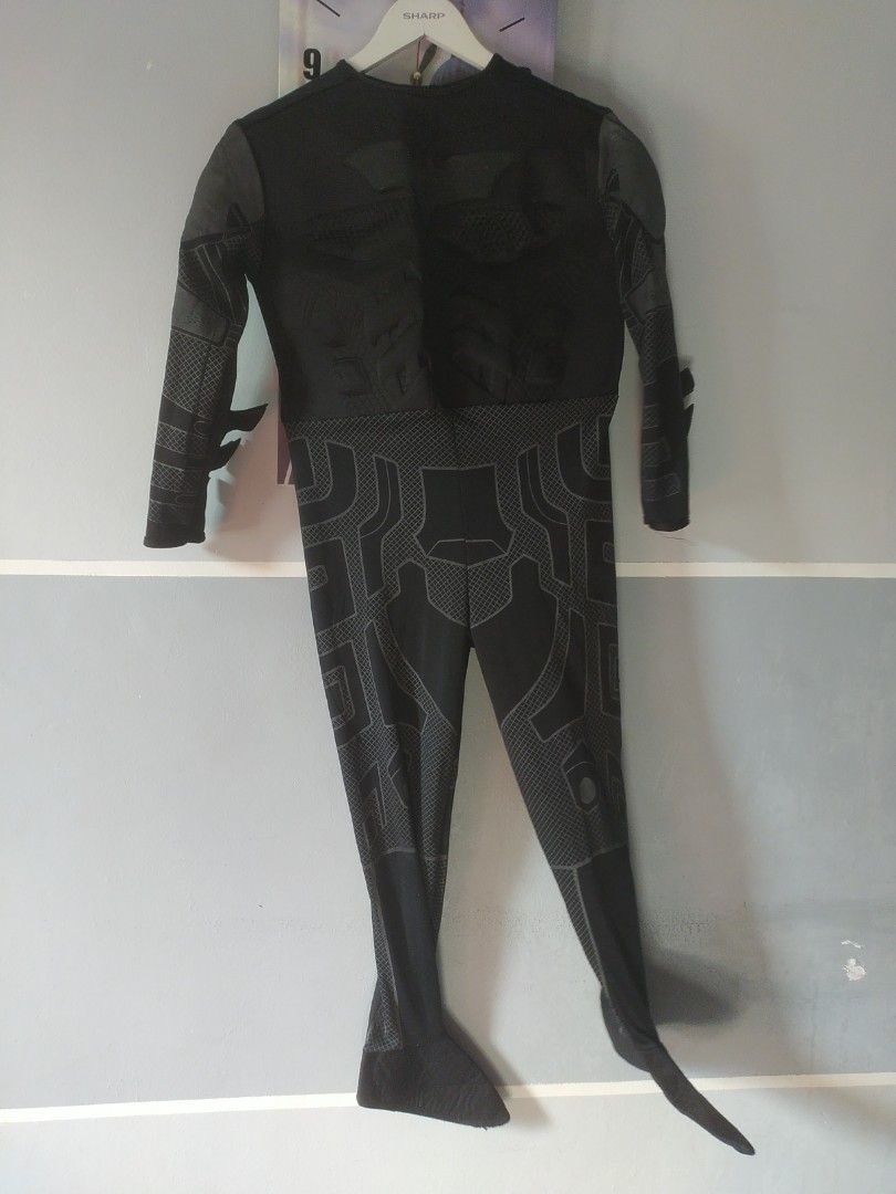 Batman costume (Category: Babies & Kids Fashion) located in Manila. Submitted by timtam04 (Listing ID 1468501728, Image 1). Description: 16inches width 46inches length.