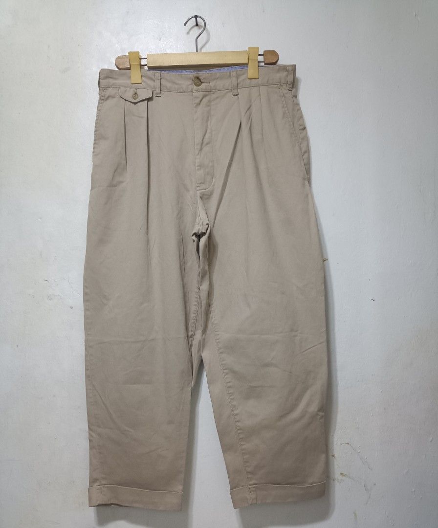 Beams Chino pant (Category: Chinos) located in Muntinlupa City. Submitted by kamiseta01 (Listing ID 1468630391, Image 1). Description: authentic beams Chino pant made in Japan size 34 brand new condition.