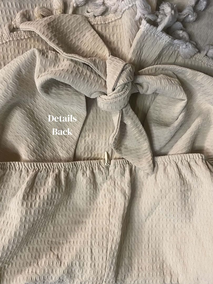 Beige Waffle Knit Strapless Romper Size Small (Category: Rompers) located in Santa Cruz, Pampanga. Submitted by jncthriftshop (Listing ID 1468634301, Image 2). Description: Please note that this item is pre-loved and not brand new. It may have minor signs of use, such as small stains, loose threads, slight fading, or other minor imperfections. Please manage your expectations and check all photos carefully before purchasing. -Condition: Pre-loved 