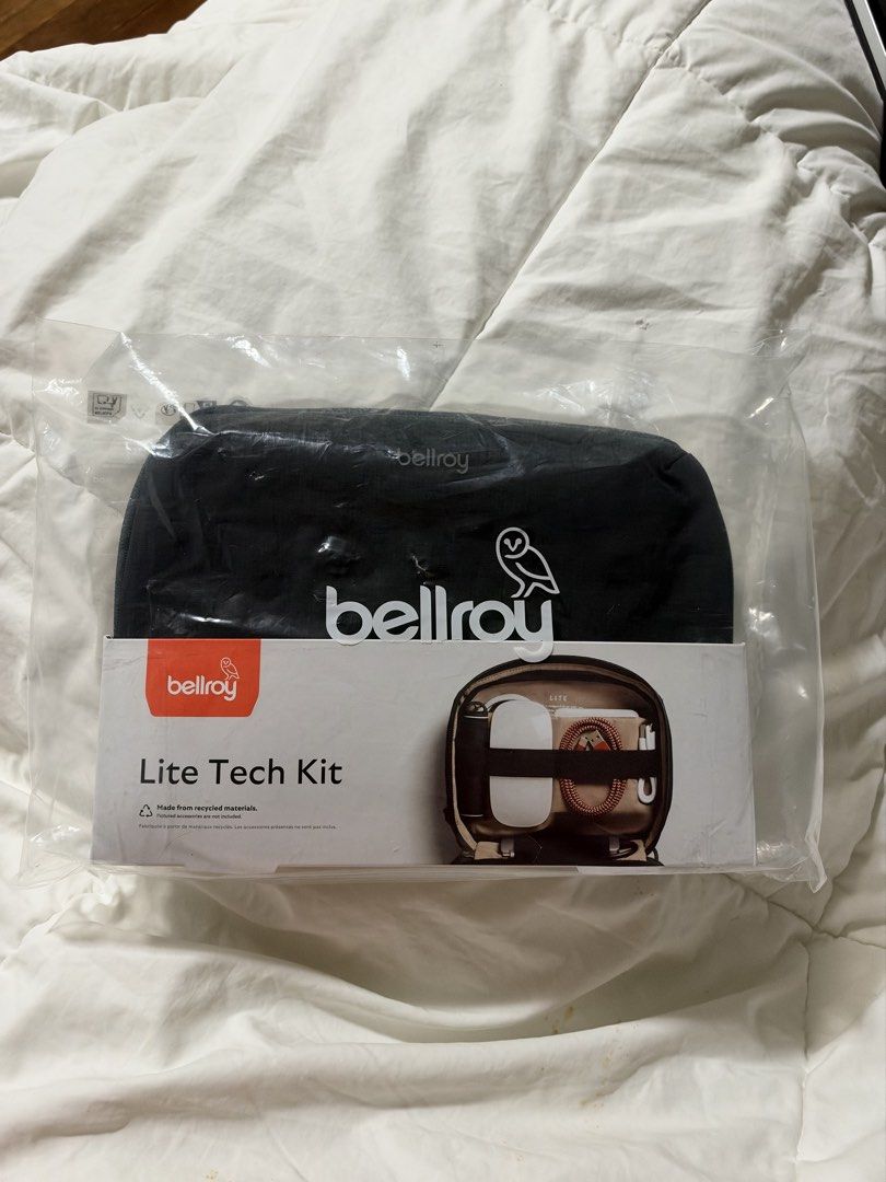 Bellroy Lite Tech Kit (Category: Accessory Holder, Box & Organizers) located in Manila. Submitted by decluttrix (Listing ID 1468538872, Image 1). Description: .