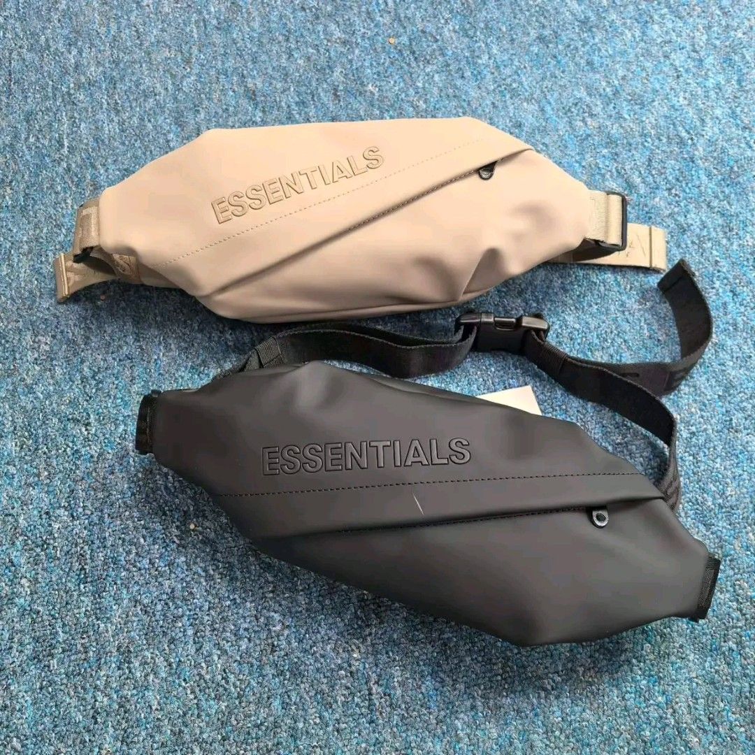 Beltbag unisex (Category: Belt bags, Clutches and Pouches) located in Manila. Submitted by viashop02 (Listing ID 1468621326, Image 1). Description: Beltbag unisex Cash on delivery via lalamove.