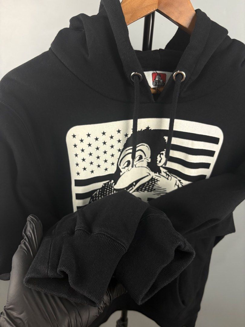 Bem davis (Category: Coats, Jackets and Outerwear) located in Manila. Submitted by _remyboyz (Listing ID 1468543232, Image 3). Description: Ben Davis Size medium on tag 21x26 dimes excellent condition.