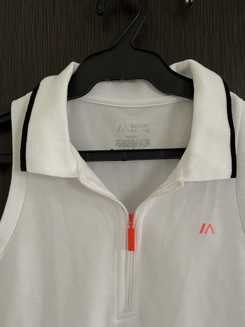 Bench Active Top (Category: Activewear) located in Manila. Submitted by irish_closet (Listing ID 1468544335, Image 2). Description: - Never been used, no tag.