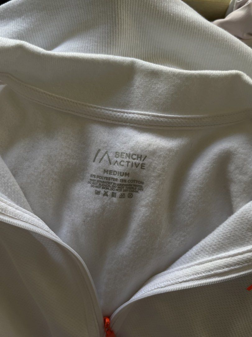 Bench Active Top (Category: Activewear) located in Manila. Submitted by irish_closet (Listing ID 1468544335, Image 3). Description: - Never been used, no tag.