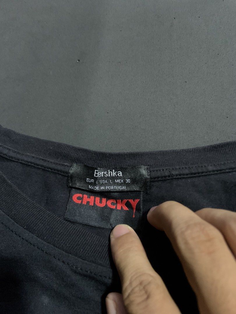 Bershka x Chucky tee (Category: Tshirts & Polo Shirts ) located in Prosperidad. Submitted by basicdept07 (Listing ID 1468584902, Image 3). Description: Bershka x Chucky tee Good condition 22 width / 27.5 length Size L on tag 🏷️ 230.