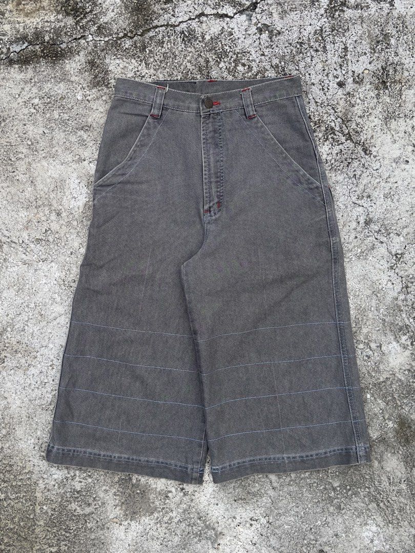 BIG POCKET LONG JORTS (Category: Shorts) located in Panabo. Submitted by madfits.ph (Listing ID 1468617331, Image 2). Description: RANDOM LONG BIG POCKET BAGGY JORTS (DIMES ) LENGTH: 28 WIDTH: 27 HEM: 12 ISSUE: NONE CONDITION: EXCELLENT.